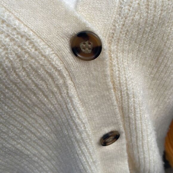 Truly, madly, deeply sweater - Picture 9 of 13